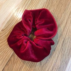 Big red sparkly scrunchie